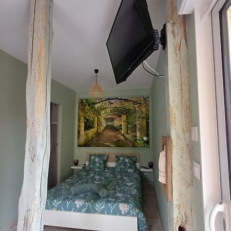 L'Intervalle Des 18 Chateaux Saint Georges sur Cher Bagian luar foto